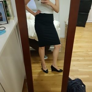 Banana Republic Black Pencil Skirt Size 4